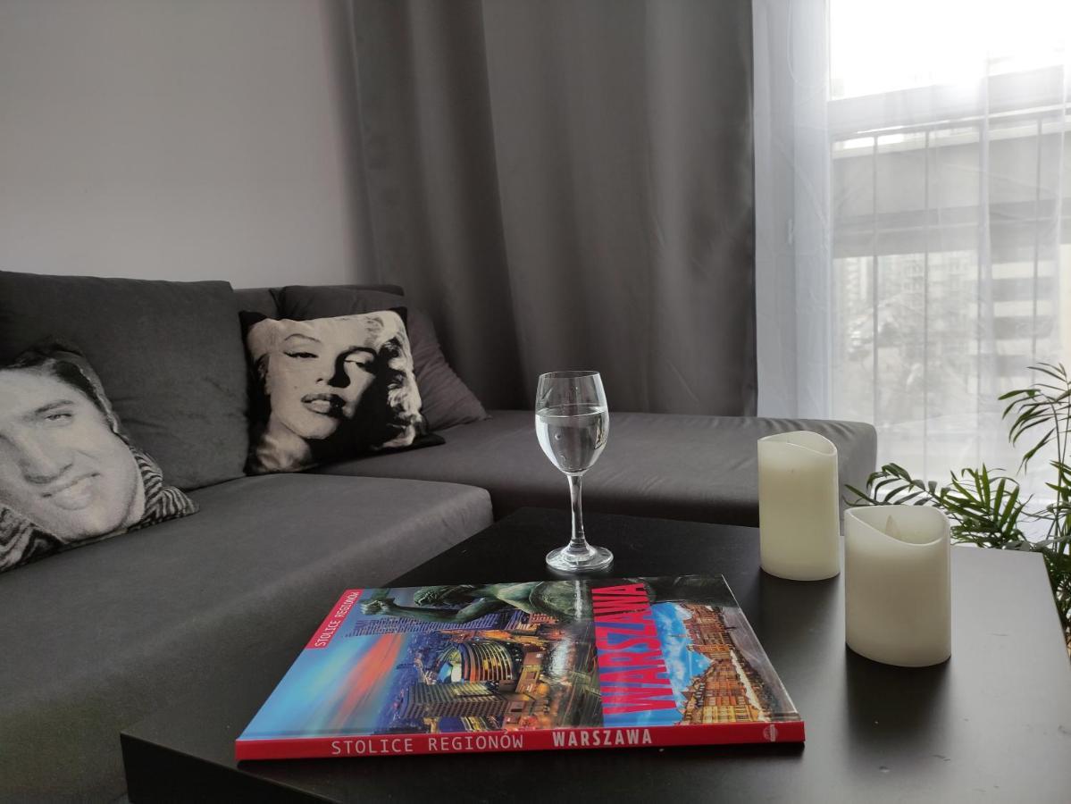 Apartament Rondo Onz Варшава Экстерьер фото